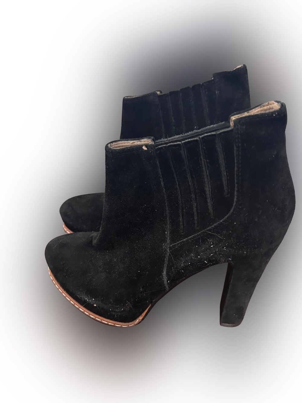 BCBGMaxAzria Black Suede High Block Heel Ankle Boots Booties size 37.5
